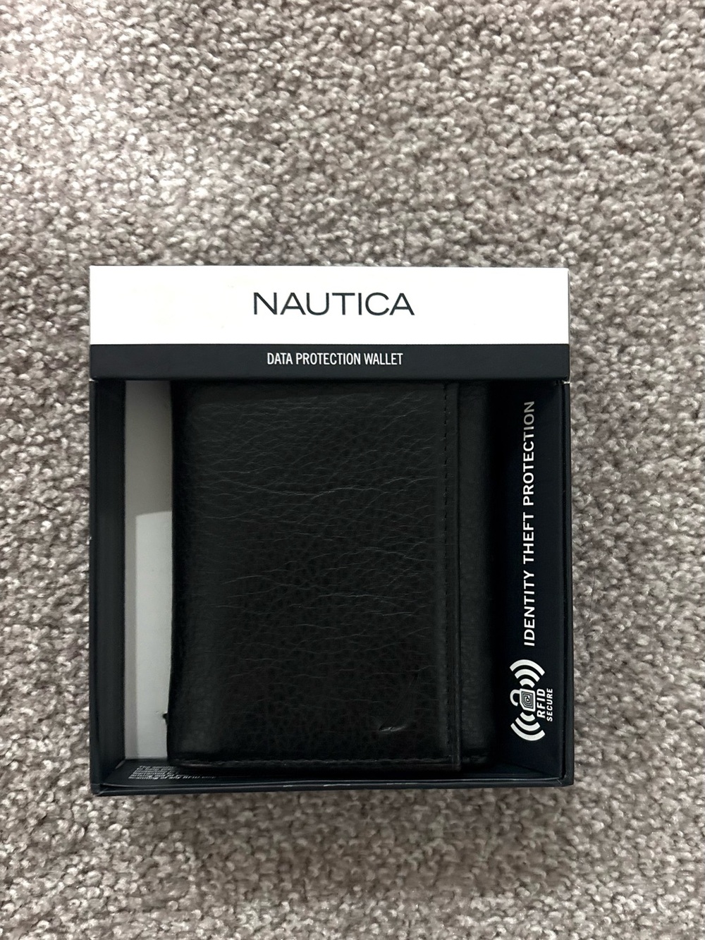 Brand New Nautica Black RFID-Blocking Bifold Card Holder Wallet